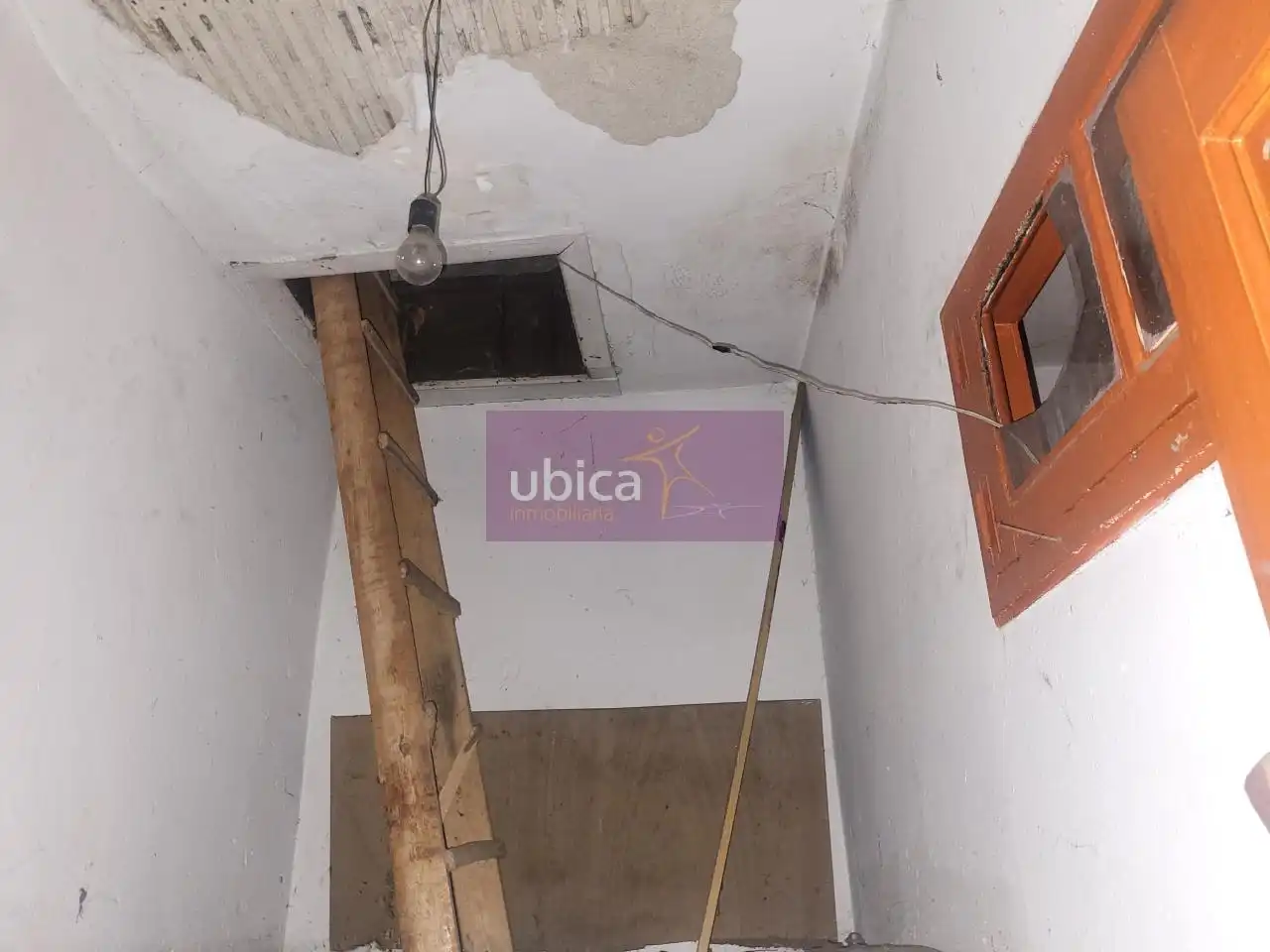 Casa adosada en venda en Vigo  amb Jardí privat