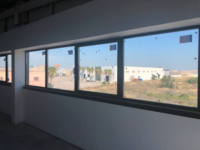 Nave industrial en Alquiler en Quart de Poblet