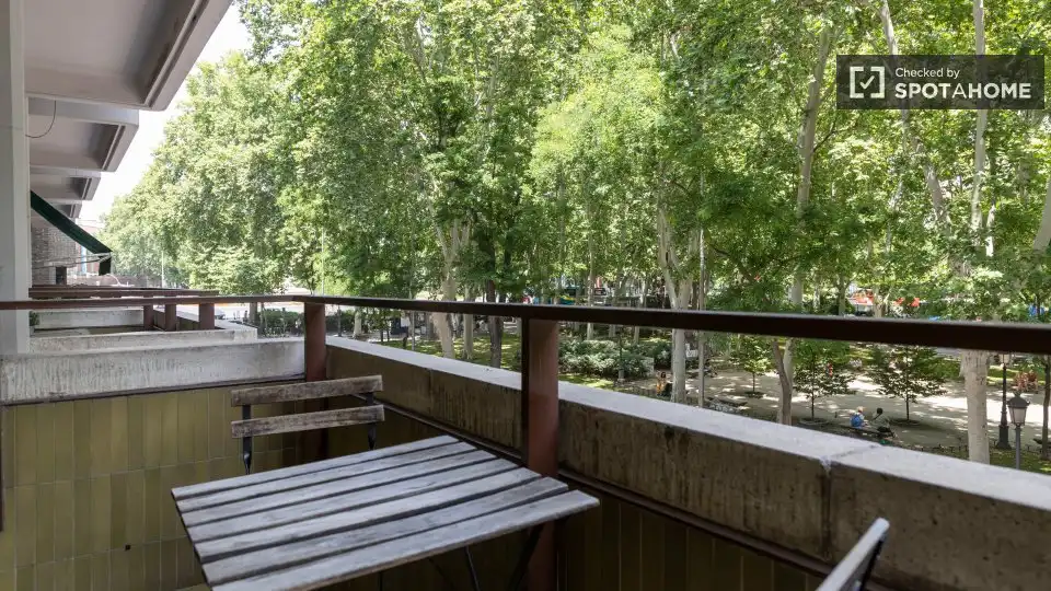 Appartamento con terrazza in affitto a Centro, imagen 7