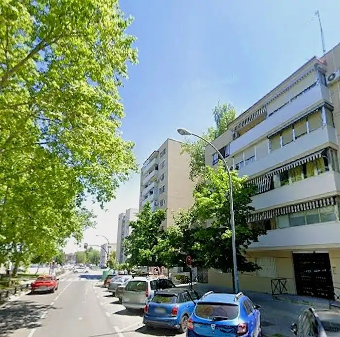 Vista exterior de Piso en venta en Leganés con Terraza y Amueblado