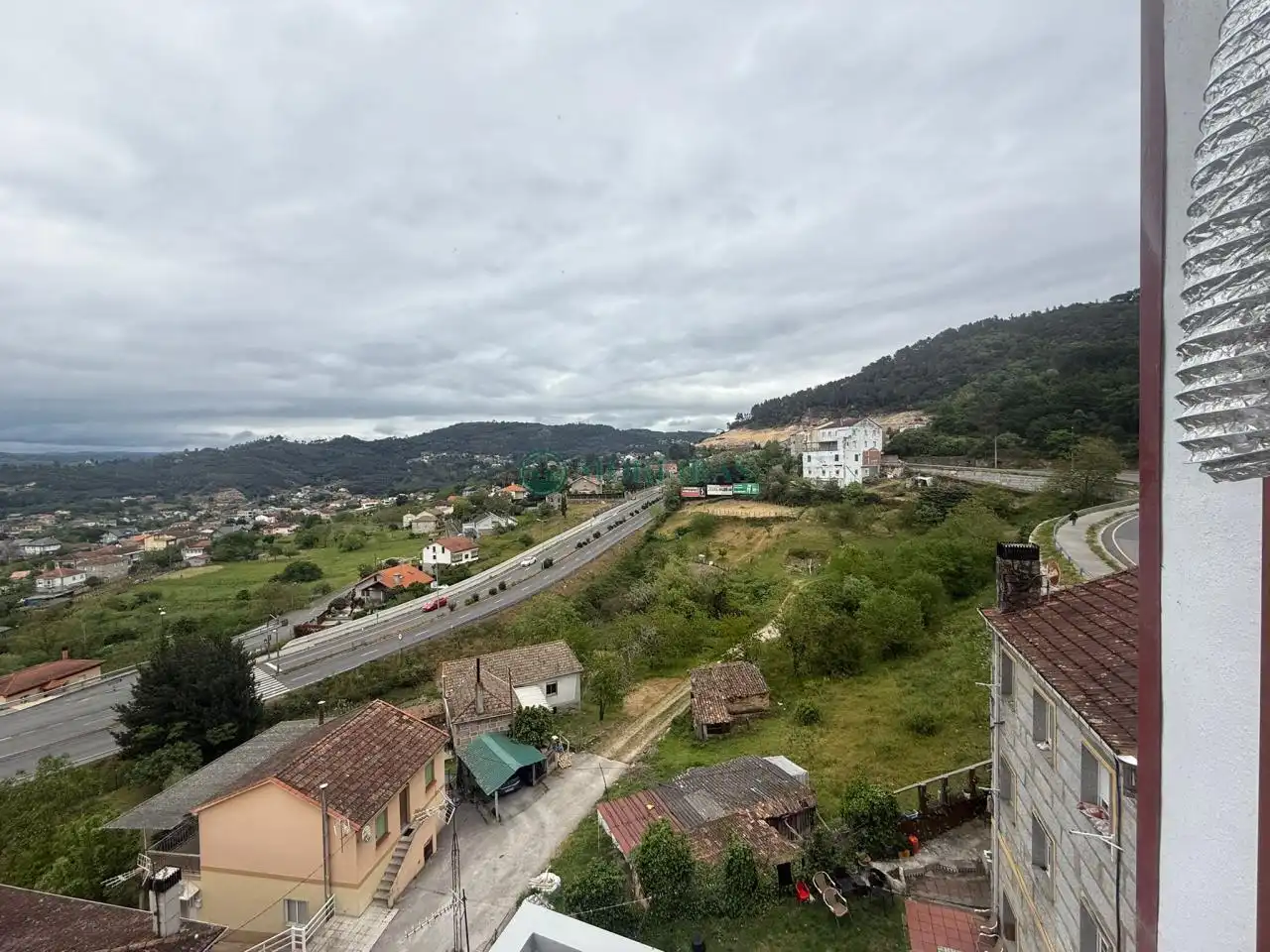 Vista exterior de Pis en venda en Ourense Capital  amb Calefacció i Traster