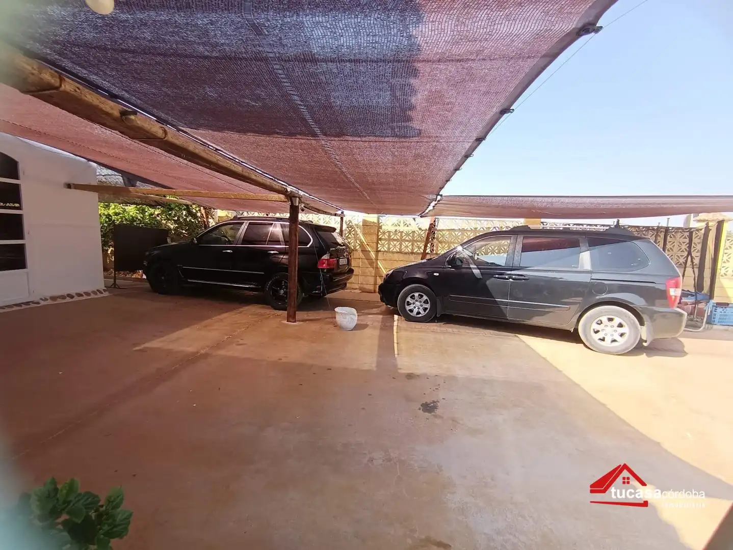 Parking de Casa o chalet en venta en La Carlota con Aire acondicionado, Calefacción y Piscina