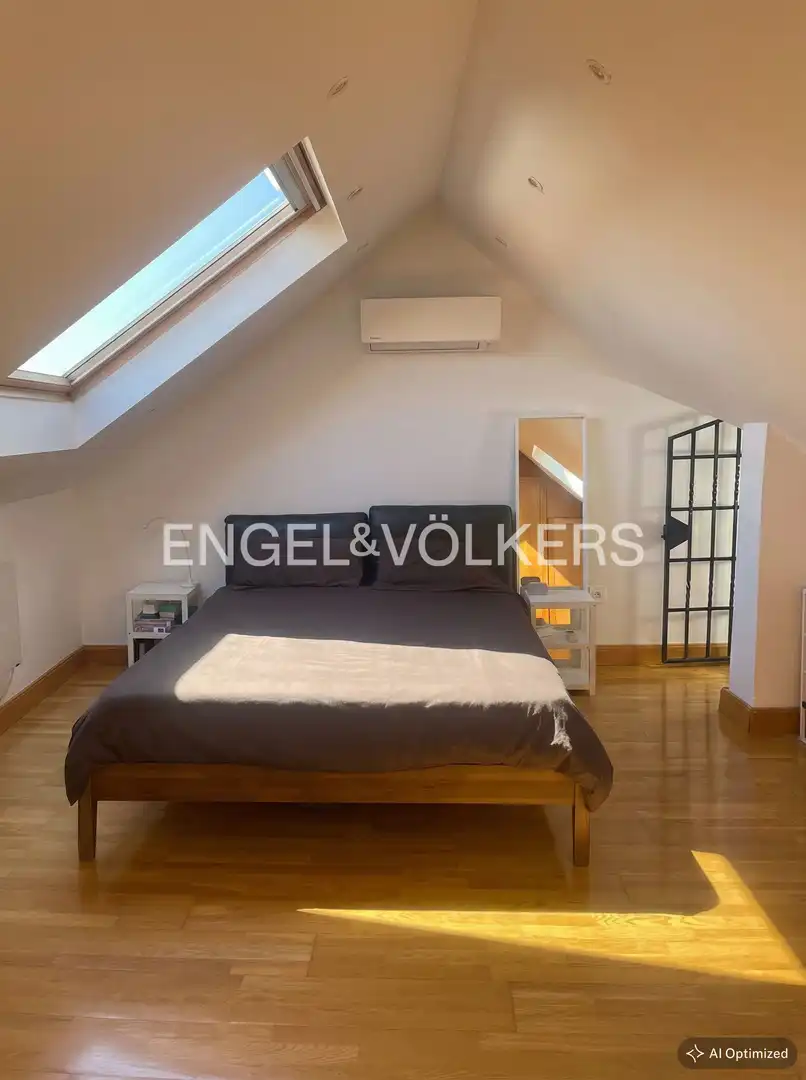 Bedroom of Flat for sale in Madrid  with Air Conditioner, Heating and Terrace