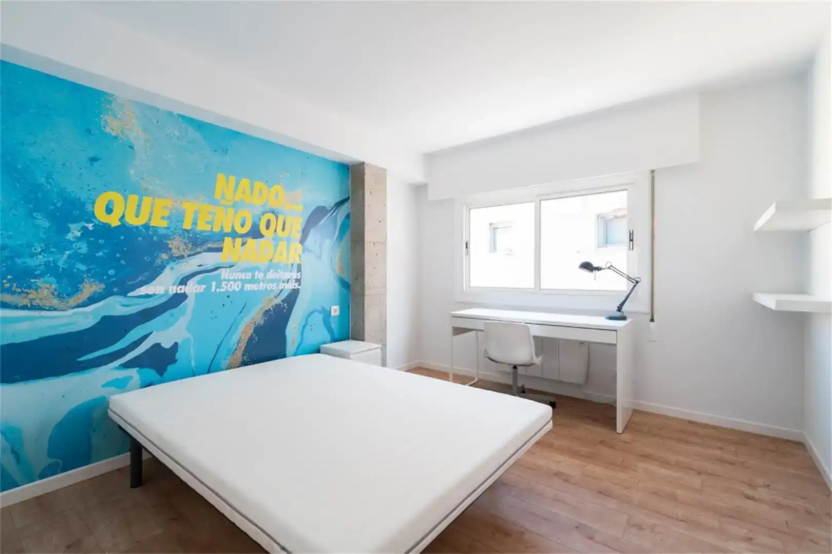 Habitación de Piso para compartir en Oleiros con Parquet, Amueblado y Horno