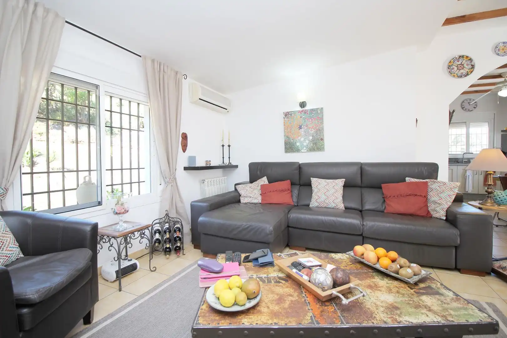 Sala de estar de Casa o chalet en venta en Almogía con Aire acondicionado, Calefacción y Jardín privado