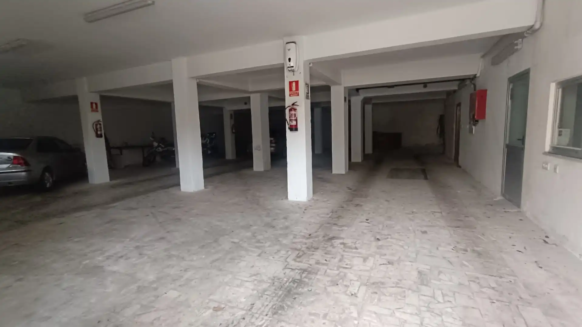 Gewerbefläche zum Verkauf in Calle Marineros