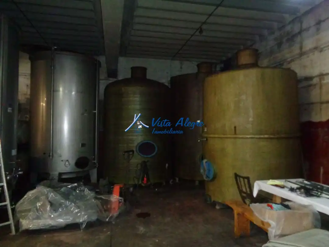 Edificio en venta en Villabuena de Álava / Eskuernaga