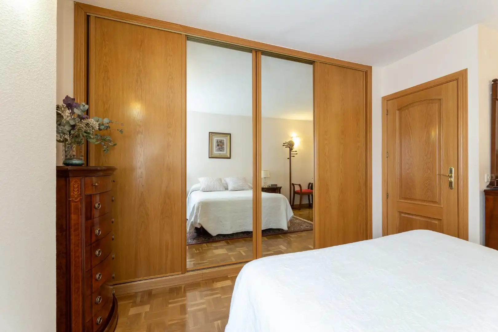 Bedroom of Flat for sale in Tres Cantos  with Heating, Parquet flooring and Storage room