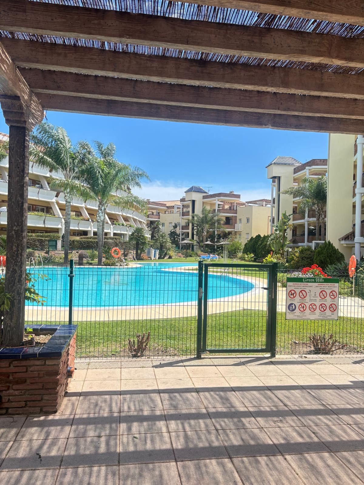 Vista exterior de Planta baixa en venda en Mijas amb Aire condicionat, Calefacció i Jardí privat