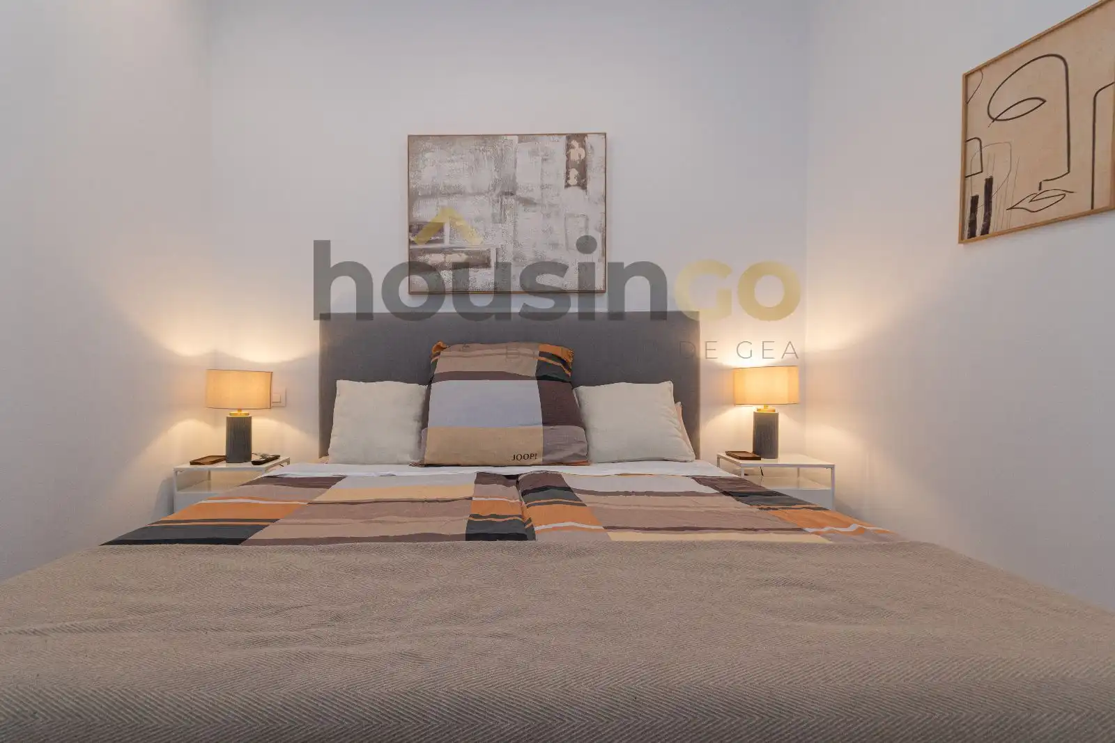 Bedroom of Flat for rent in Madrid  with Air Conditioner, Heating and Furnished