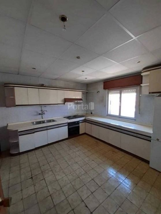 Cuina de Pis en venda en La Bañeza  amb Calefacció