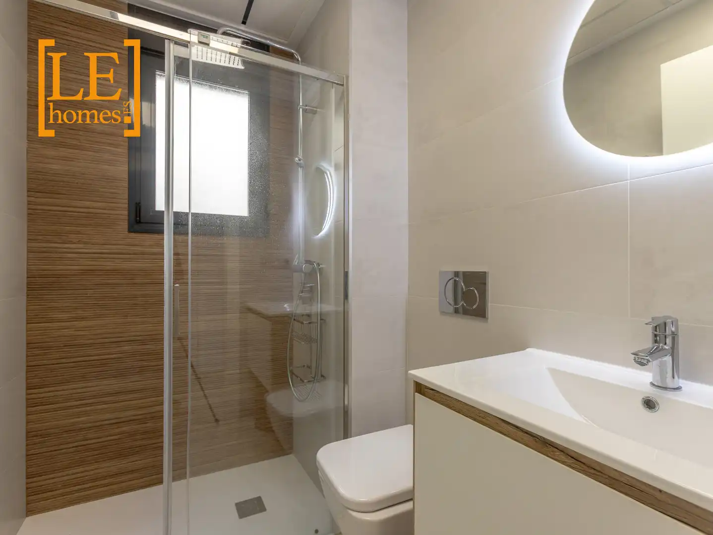 Baño de Ático en venta en Torrevieja con Aire acondicionado, Terraza y Horno