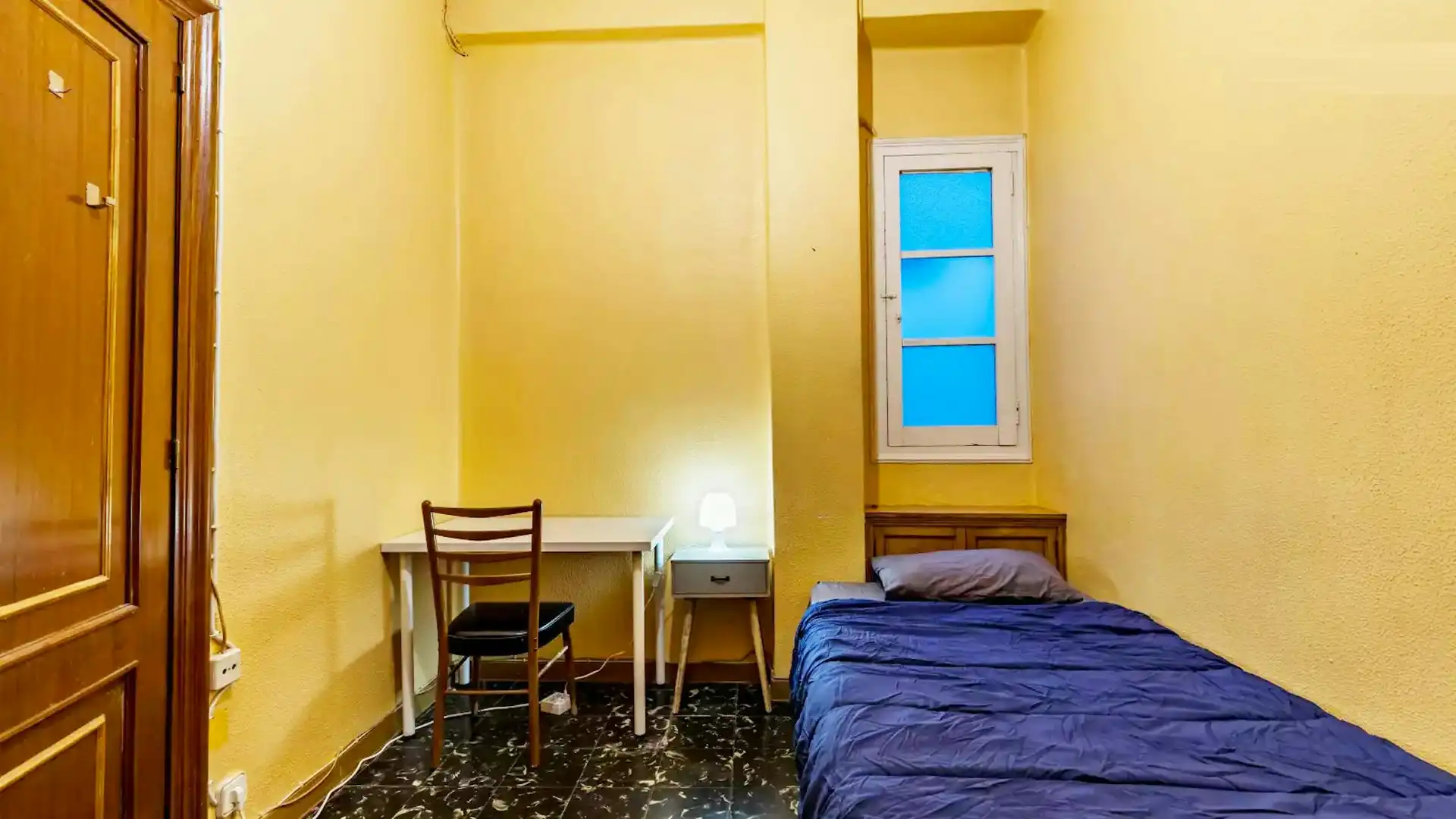 Habitación de Piso para compartir en  Valencia Capital con Calefacción y Lavadora