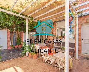 Terrassa de Casa adosada en venda en El Campello amb Aire condicionat, Jardí privat i Terrassa