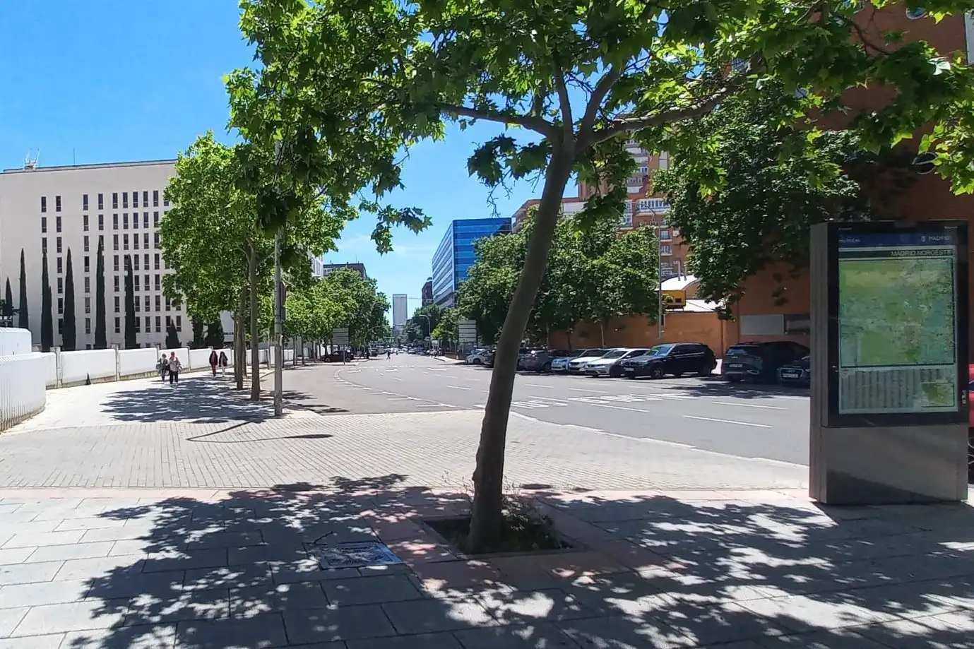 Vista exterior de Pis en venda en Madrid amb Aire condicionat