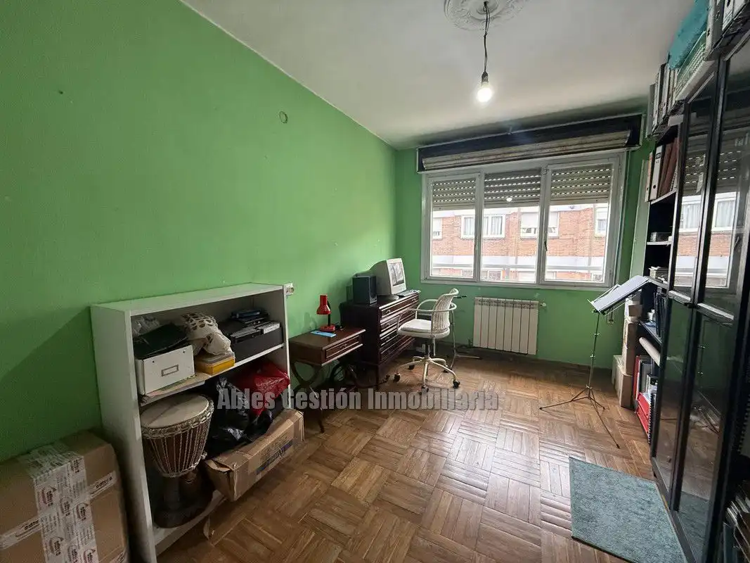 Piso con ascensor en venta en Lorenzo Abruñedo 12, imagen 7
