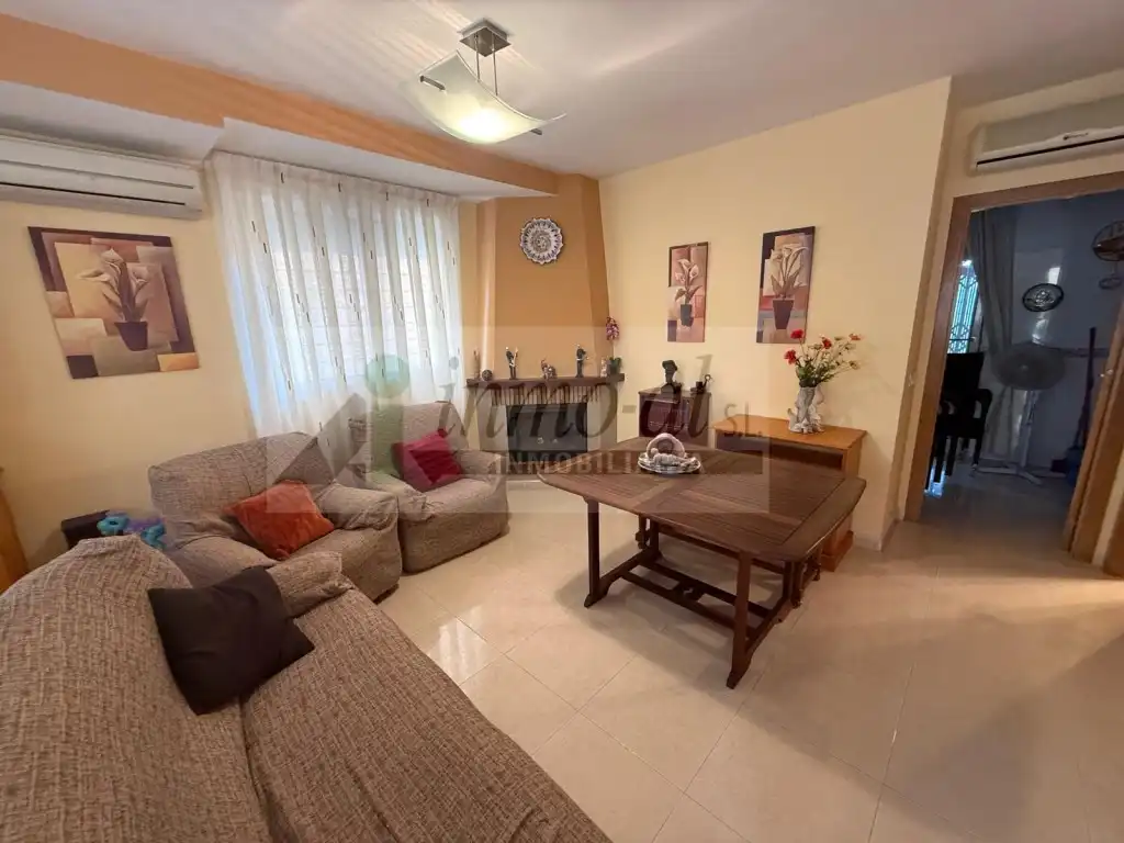 Casa adosada en venda a N/A, Playa - Ben Afeli