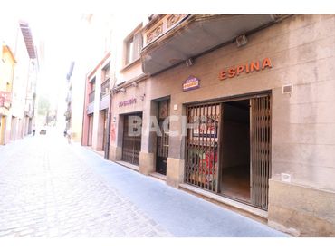 Local commercial à louer à Calle Gurb 21