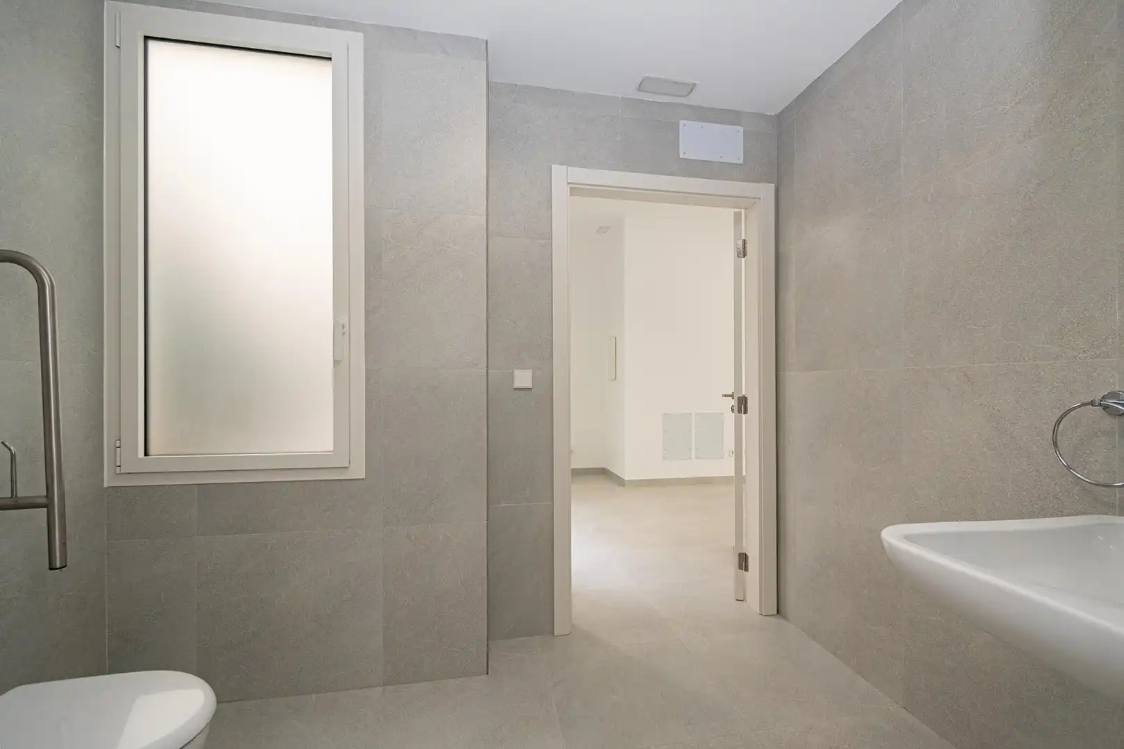 Business premises for sale in Carrer de Fra Luis de León, imagen 15