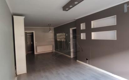 Flat for sale in Calle de Ramón Pérez de Ayala, Numancia
