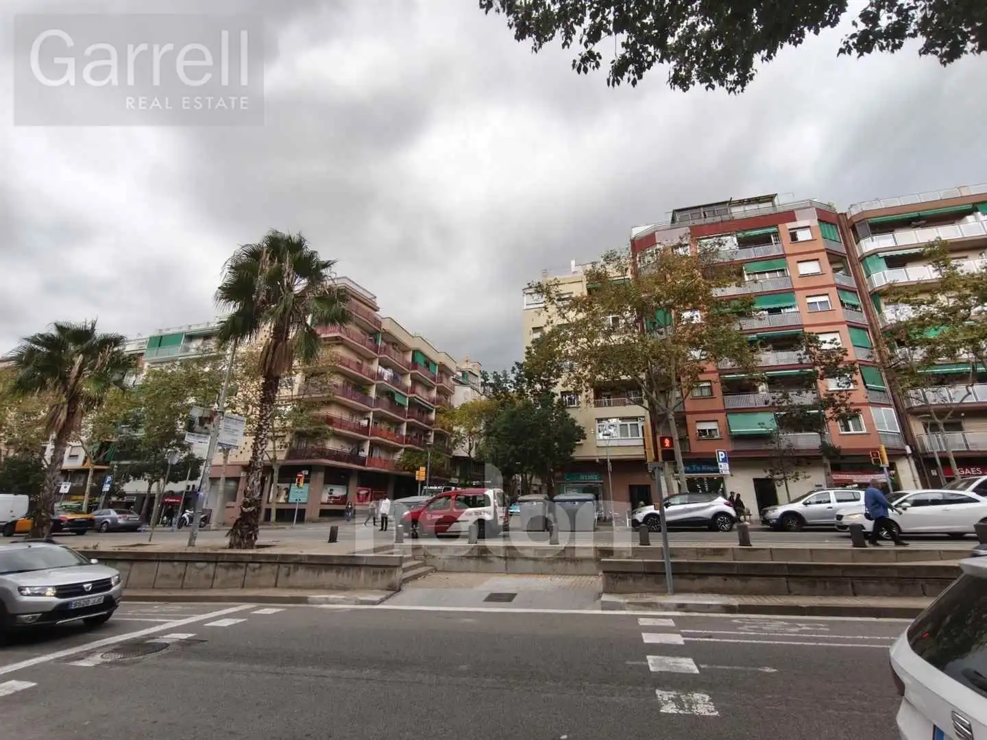 Vista exterior de Piso en venta en Barcelona con Terraza
