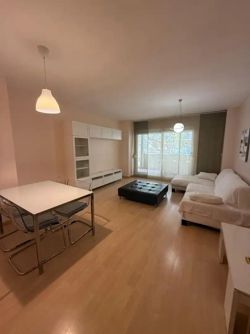 Flat for rent in Valterna