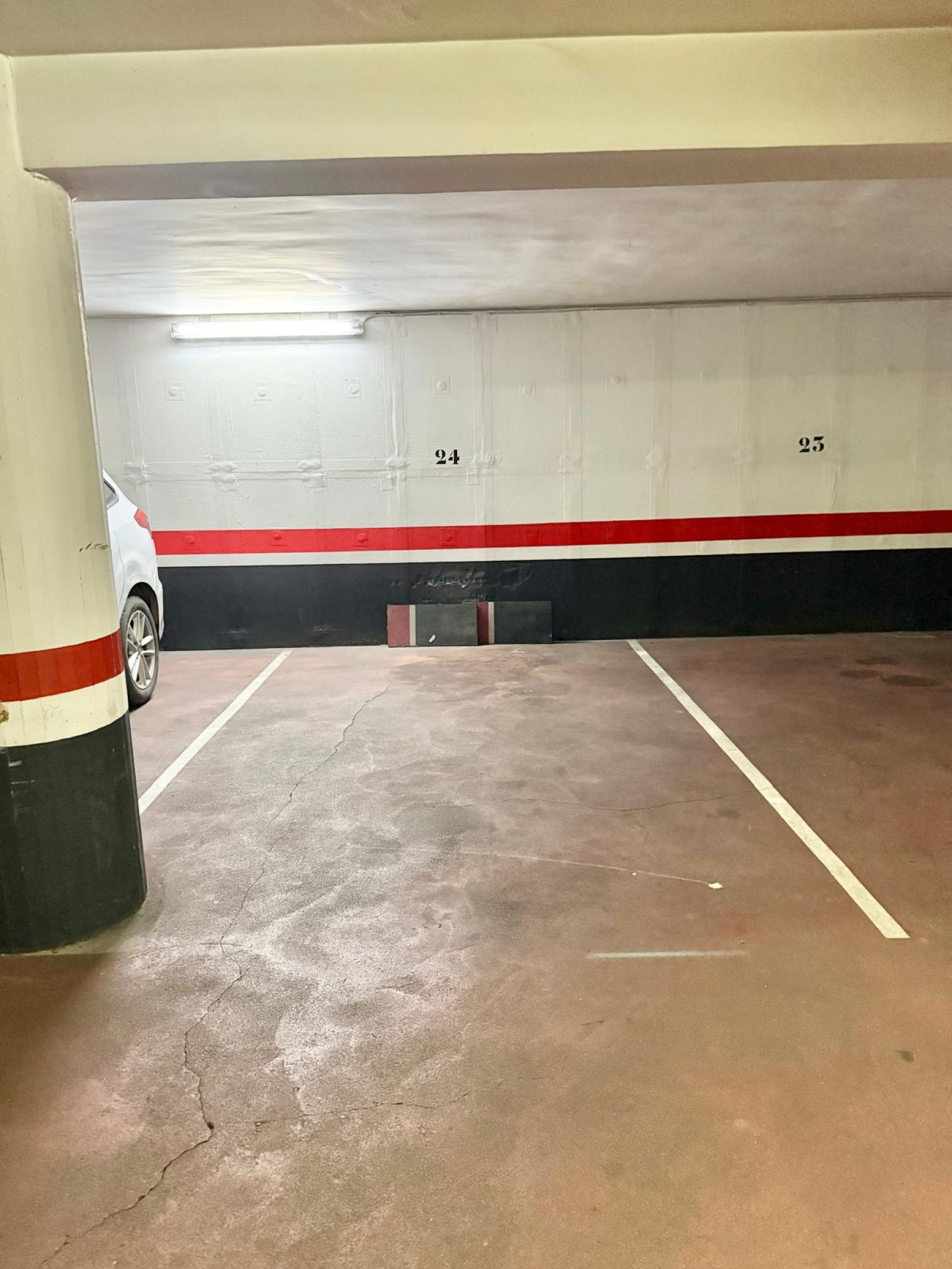 Garage to rent in Grañón