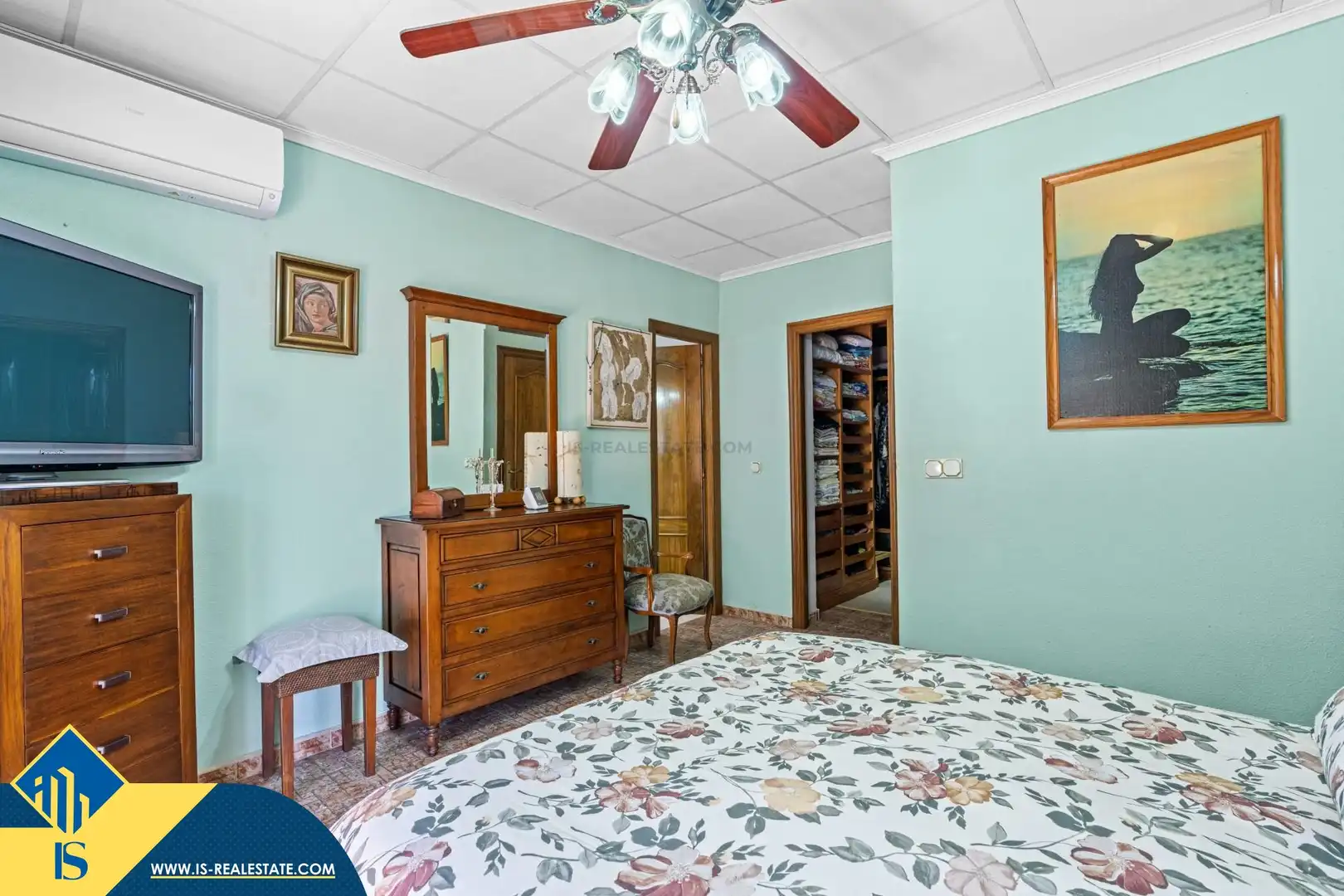 Dormitori de Casa o xalet en venda en Elche / Elx amb Terrassa i Moblat
