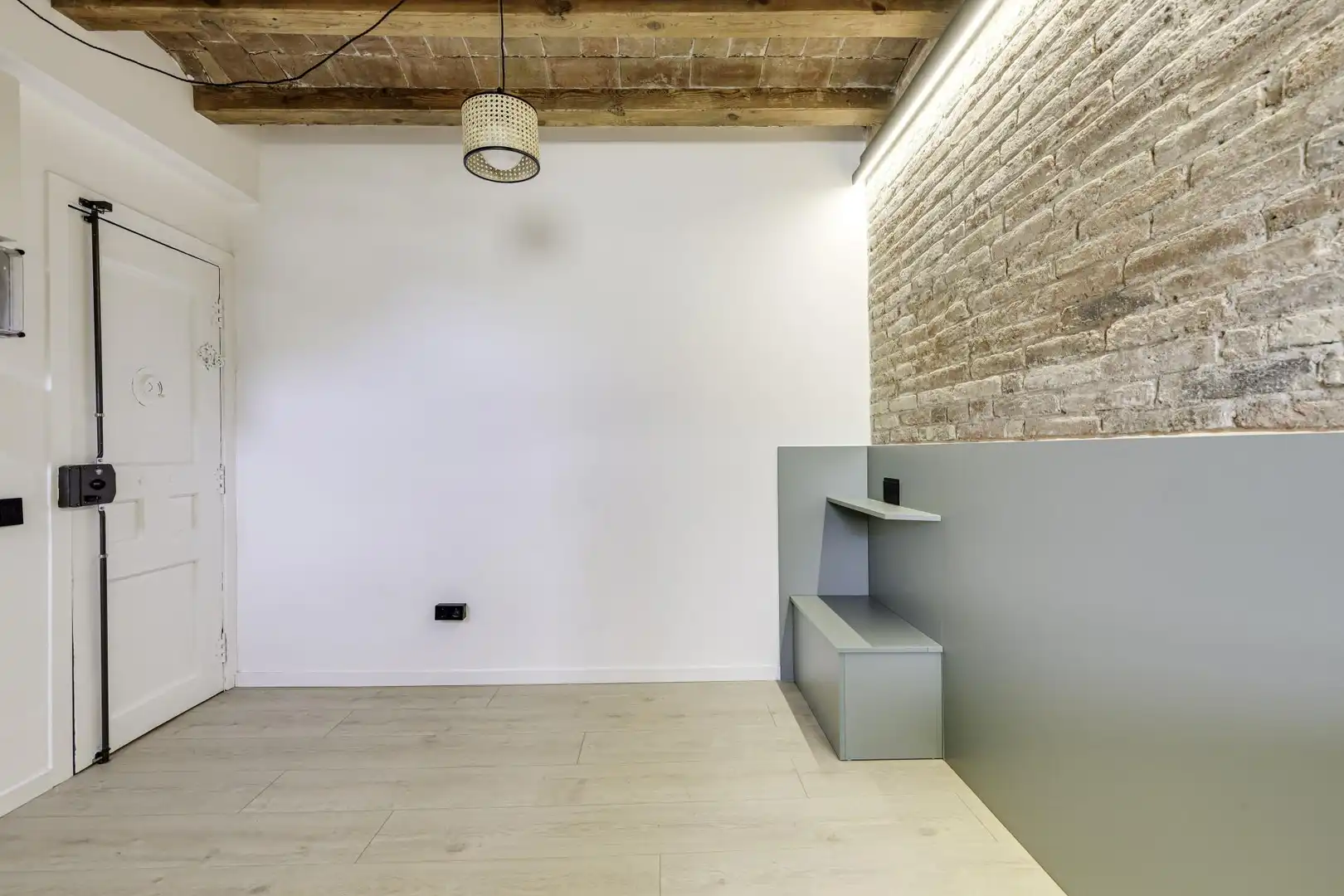 Estudio de alquiler en de Milà i Fontanals, Vila de Gràcia