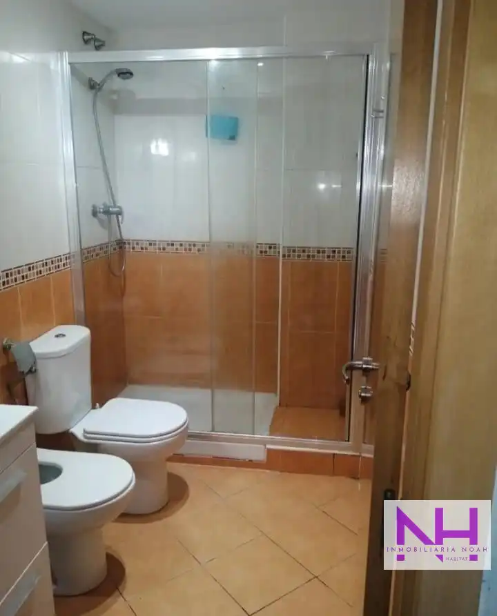 Baño de Piso en venta en Sueras / Suera con Piscina comunitaria
