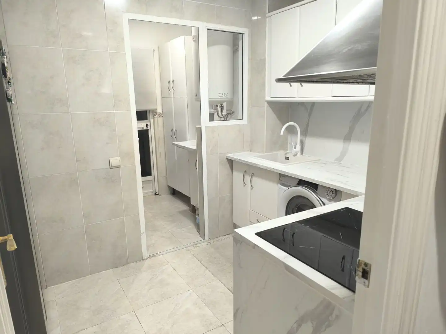 Cuina de Apartament en venda en Marbella amb Calefacció, Terrassa i Piscina comunitària