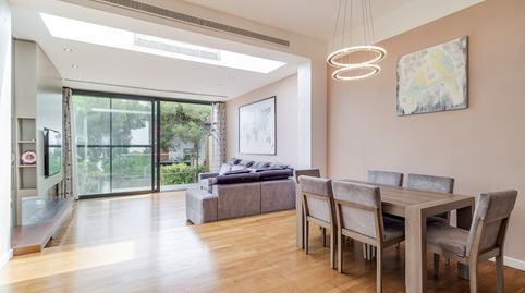 Foto 4 de Casa adosada en venta en Carrer D'azorín, 1, El Poal, Castelldefels