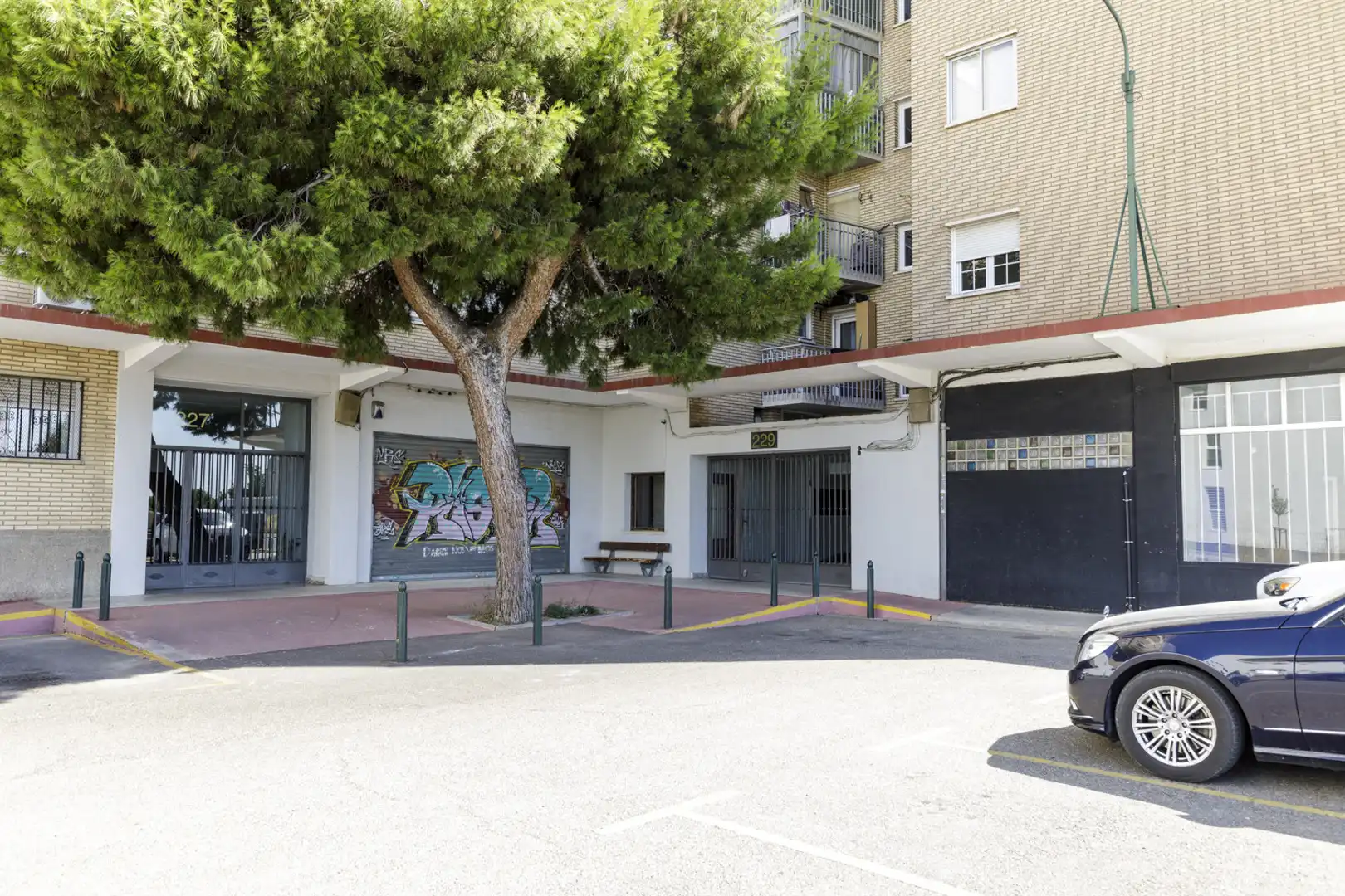 Exterior view of Flat for sale in Zaragoza  with Storage room