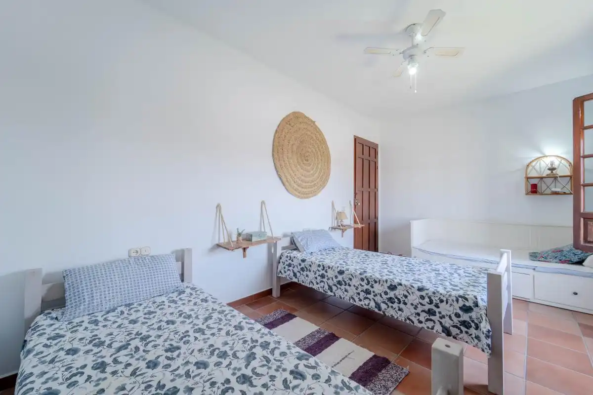 Habitación de Finca rústica en venta en Antequera con Aire acondicionado, Calefacción y Jardín privado