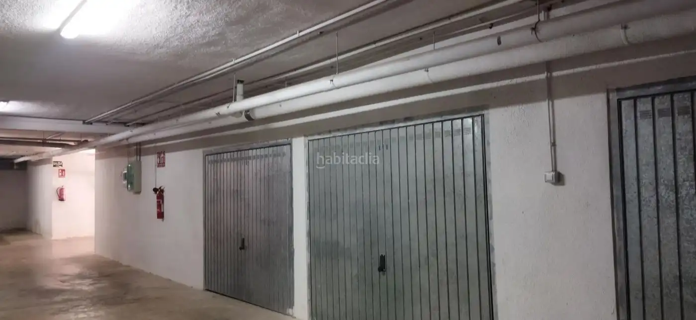 Individual to rent in Carrer de Berlín 10, imagen 3