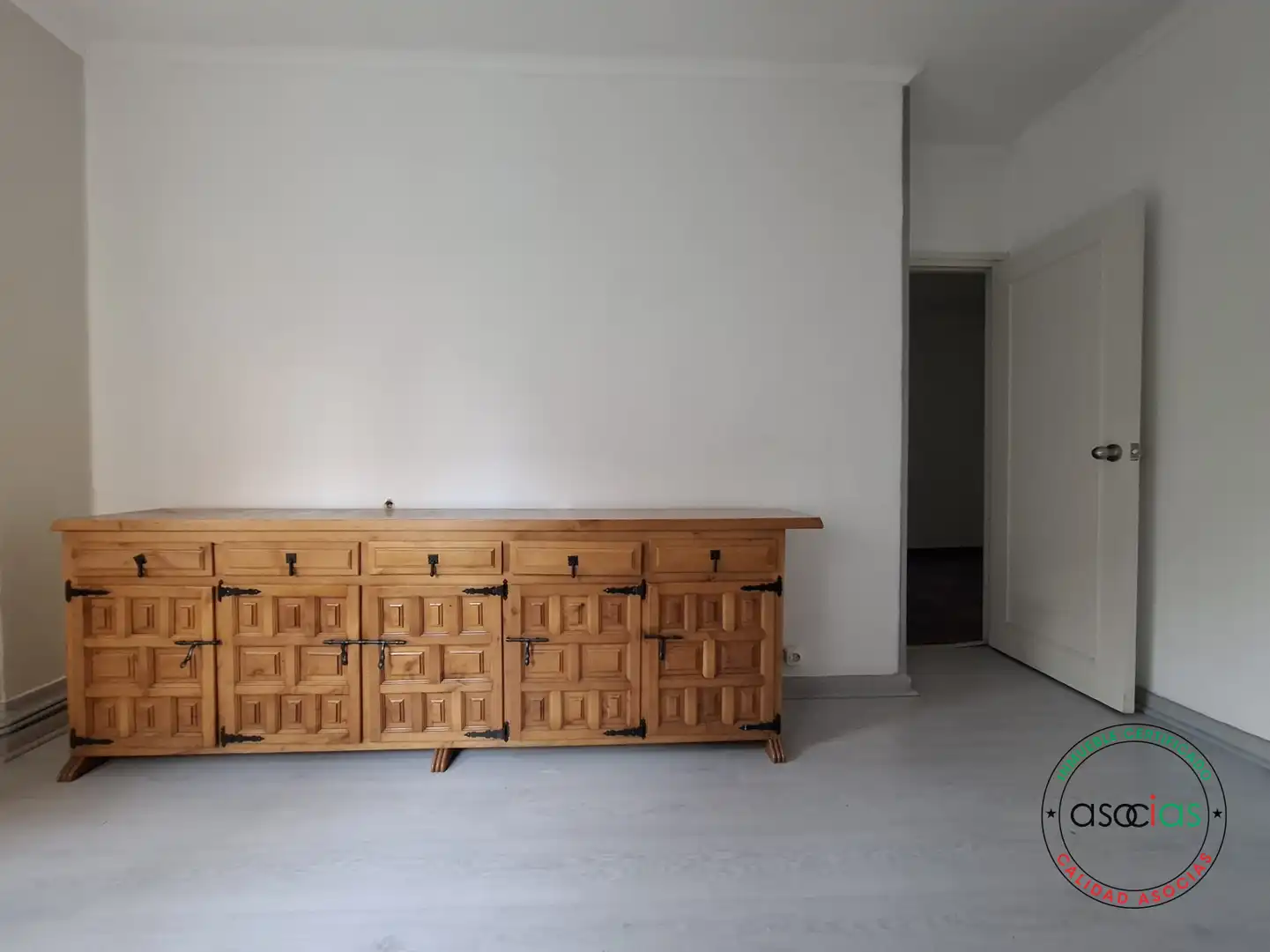 Habitación de Piso en venta en Gijón  con Calefacción