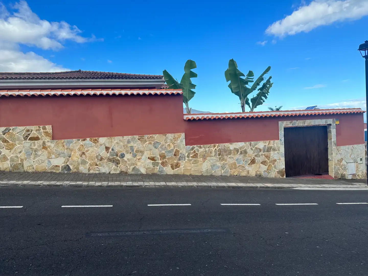 Vista exterior de Casa o chalet de alquiler en La Orotava con Jardín privado, Terraza y Trastero