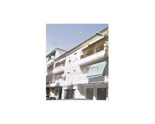 Exterior view of Flat for sale in  Granada Capital