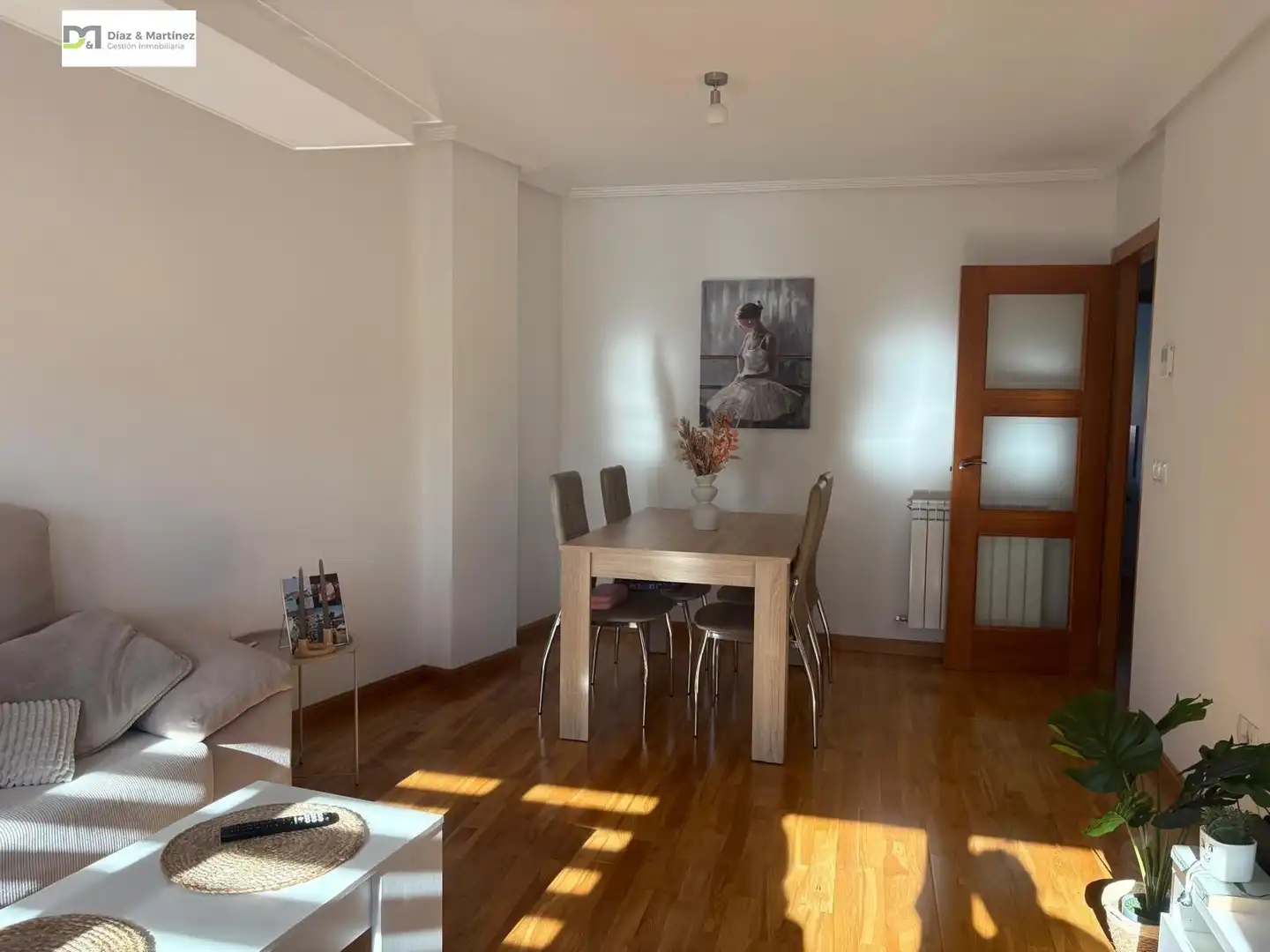 Comedor de Apartamento de alquiler en San Andrés del Rabanedo con Calefacción, Parquet y Trastero