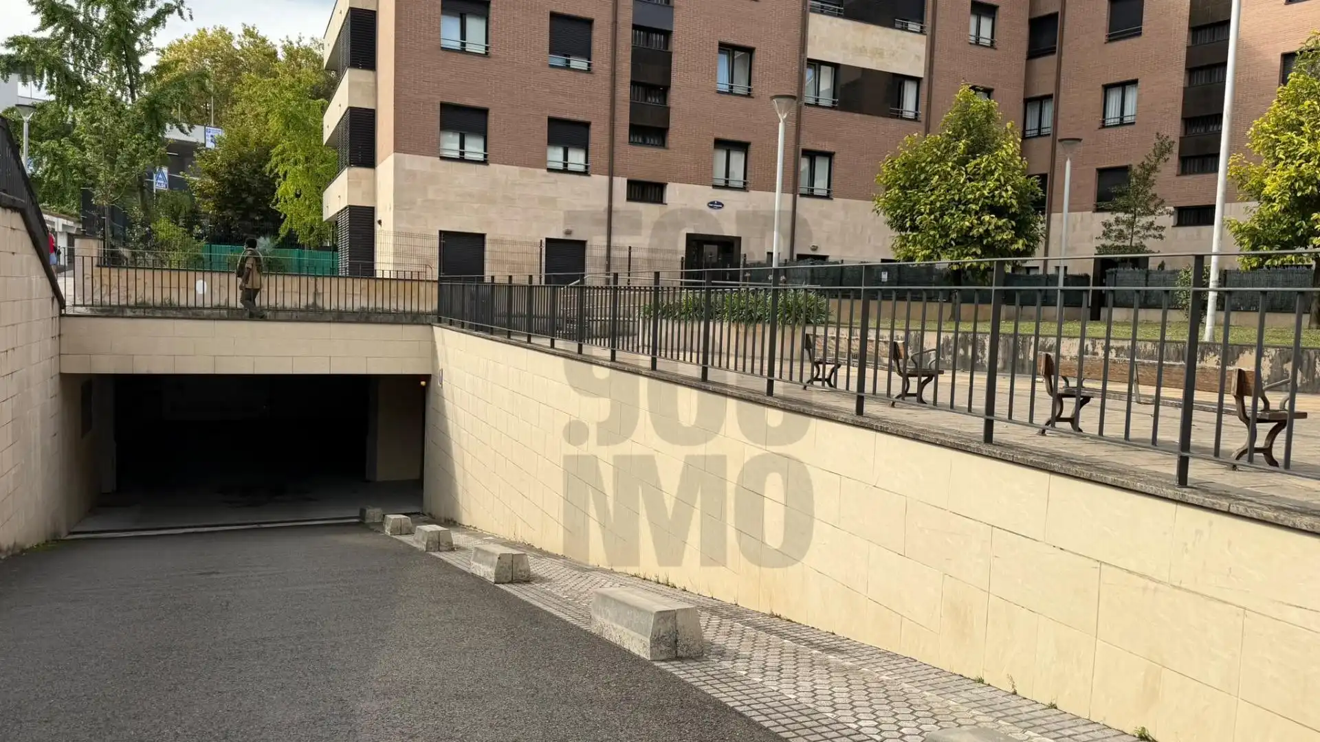 Einzelparkplatz zum Verkauf in Plaza DE IÑAKI ALDABALDE, imagen 3