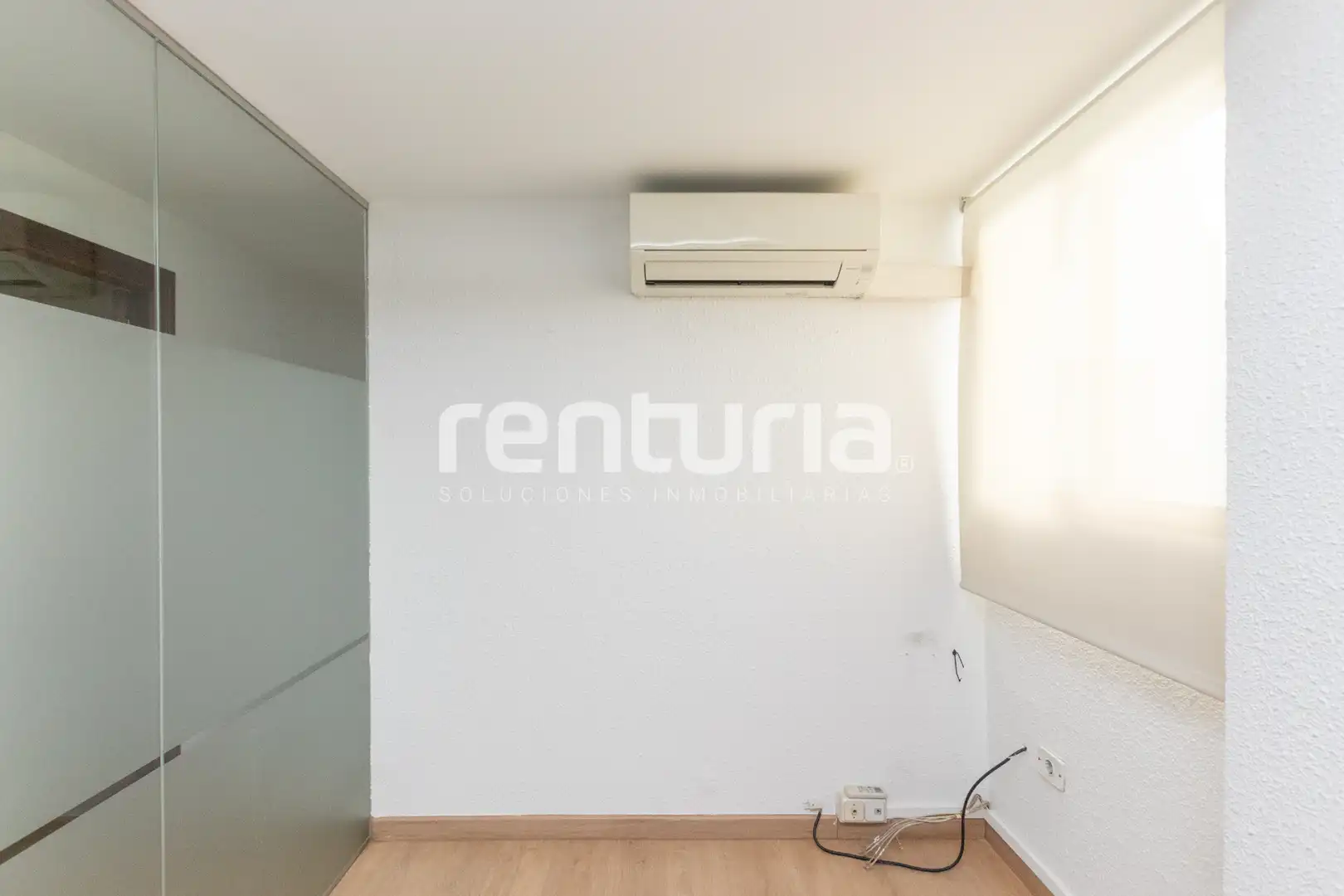 Habitación de Piso en venta en Valencia con Aire acondicionado, Calefacción y Balcón