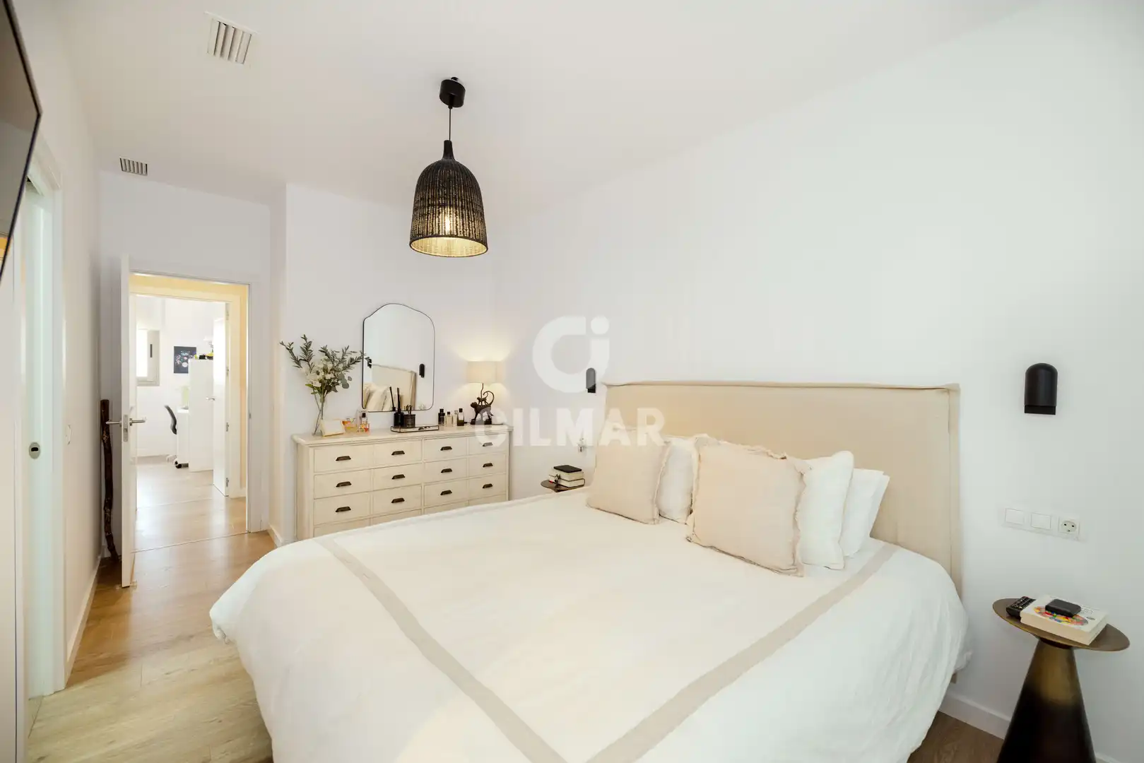 Habitación de Piso en venta en Torremolinos con Calefacción, Jardín privado y Trastero