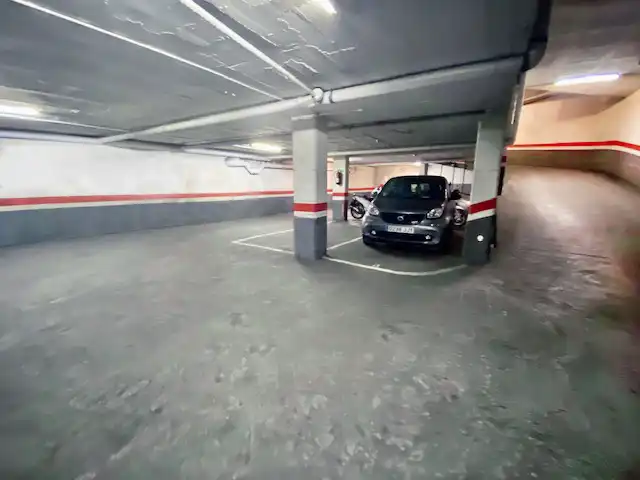 Einzelparkplatz zur Miete in Carrer d'Elkano 19, imagen 5