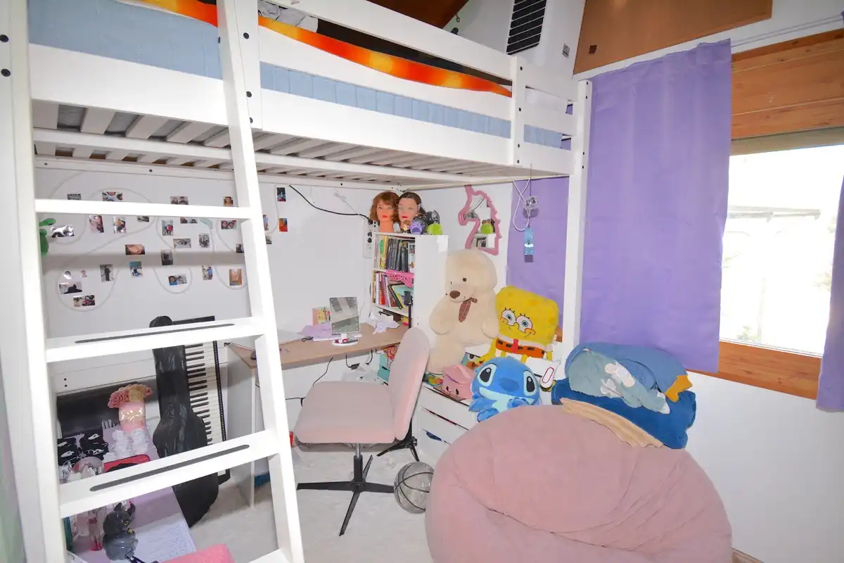 Schlafzimmer von Haus oder Chalet zum Verkauf in Dénia mit Klimaanlage und Privatgarten