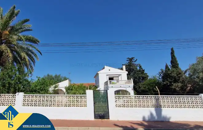 Vista exterior de Casa o chalet en venta en Torrevieja con Terraza y Amueblado