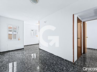 Piso en venta en CL VINAROS DE
