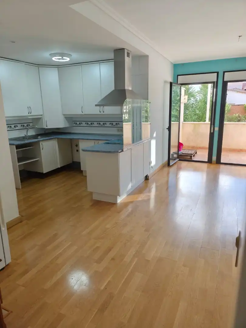 Kitchen of Flat for sale in Velilla de San Antonio  with Heating, Terrace and Furnished