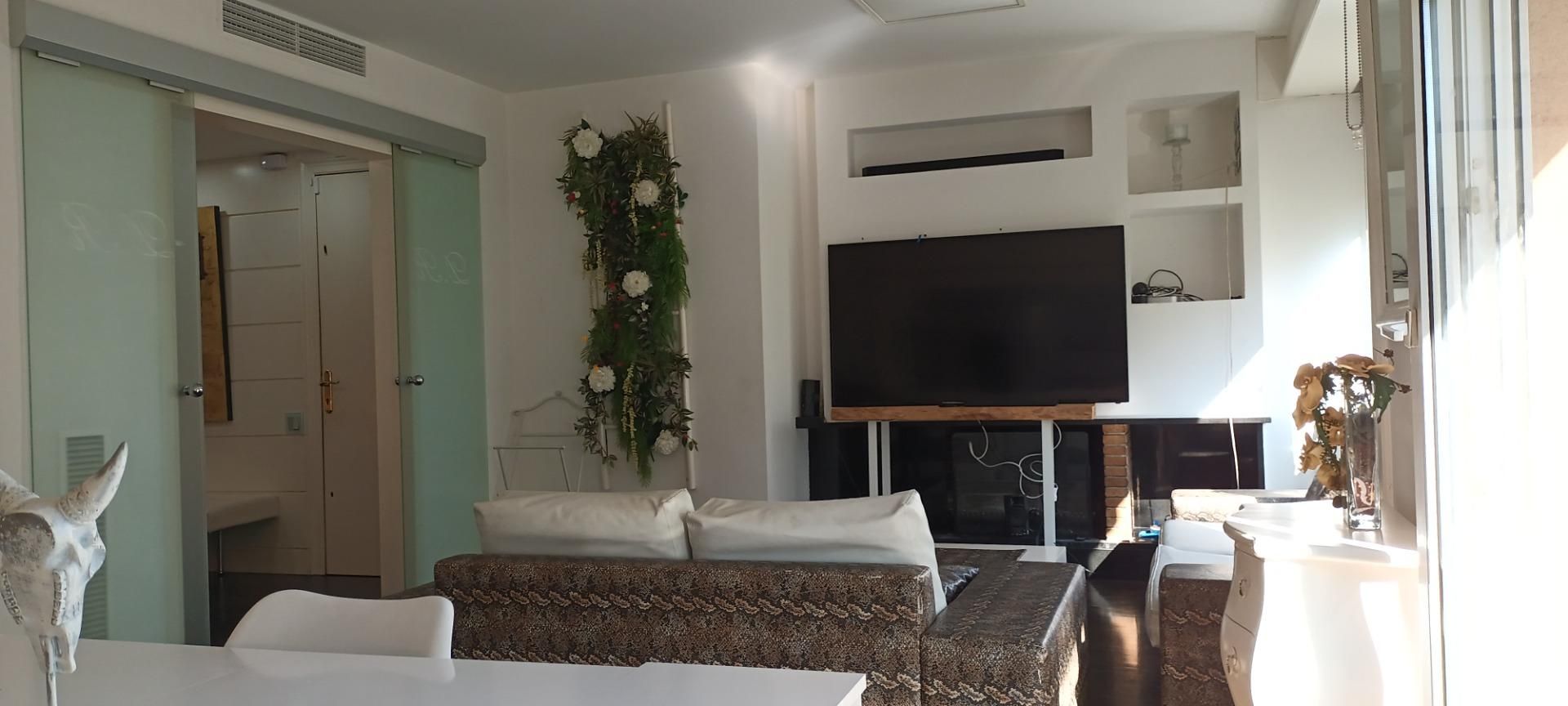 Sala d'estar de Pis en venda en Sabadell amb Parquet, Traster i Balcó