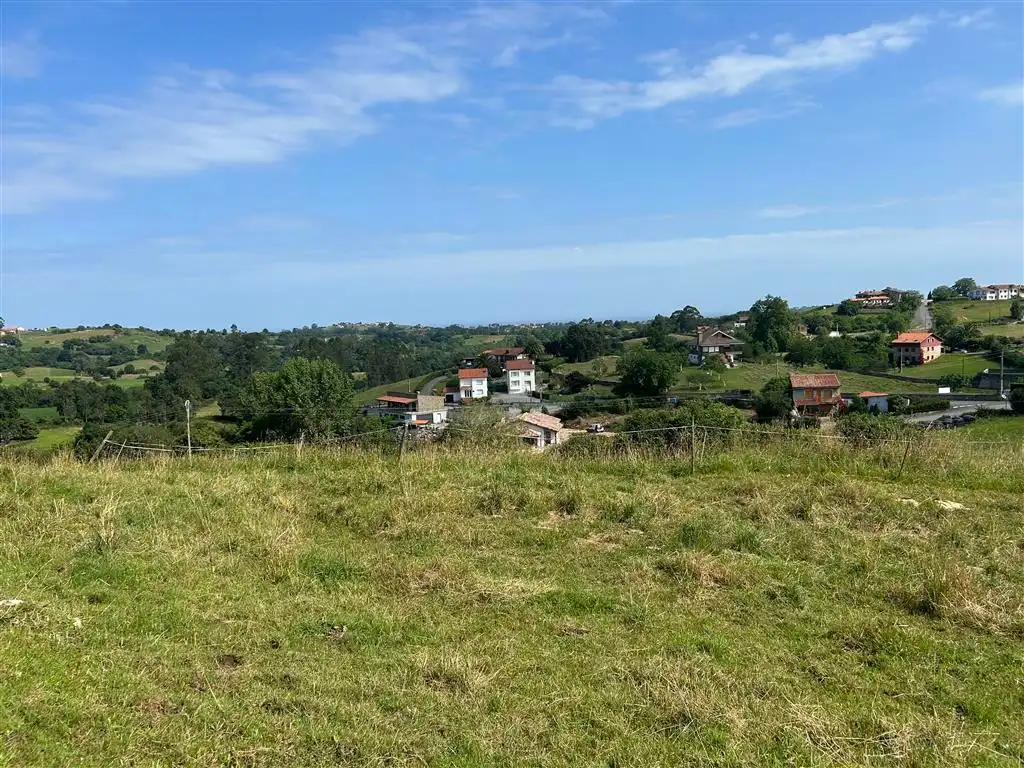 Residential zum Verkauf in Valdáliga