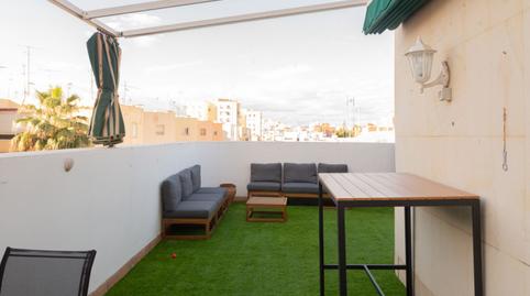 Foto 2 de Ático de alquiler en Salado, Triana Este, Sevilla